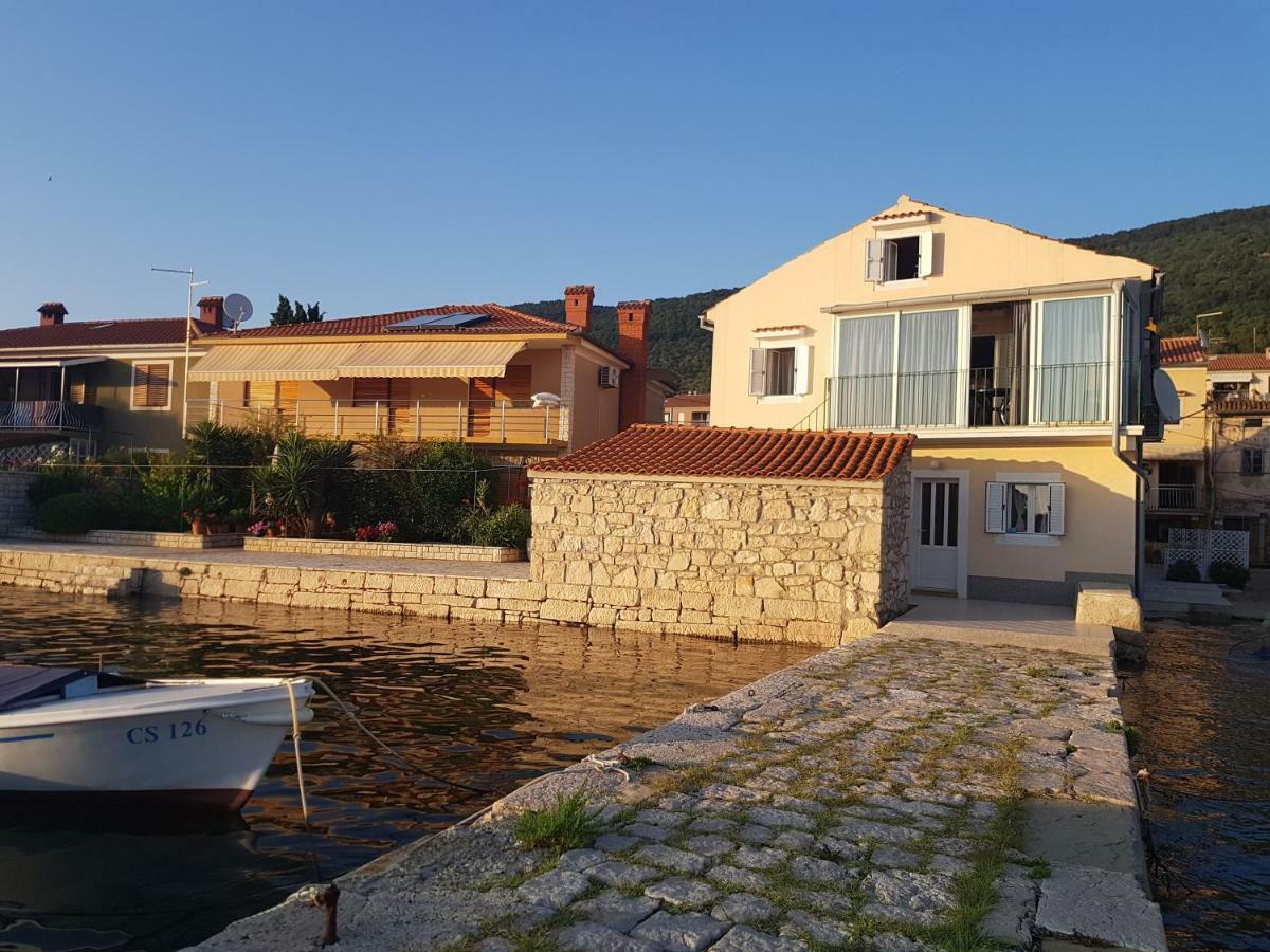 Cres View Apartments Exteriör bild